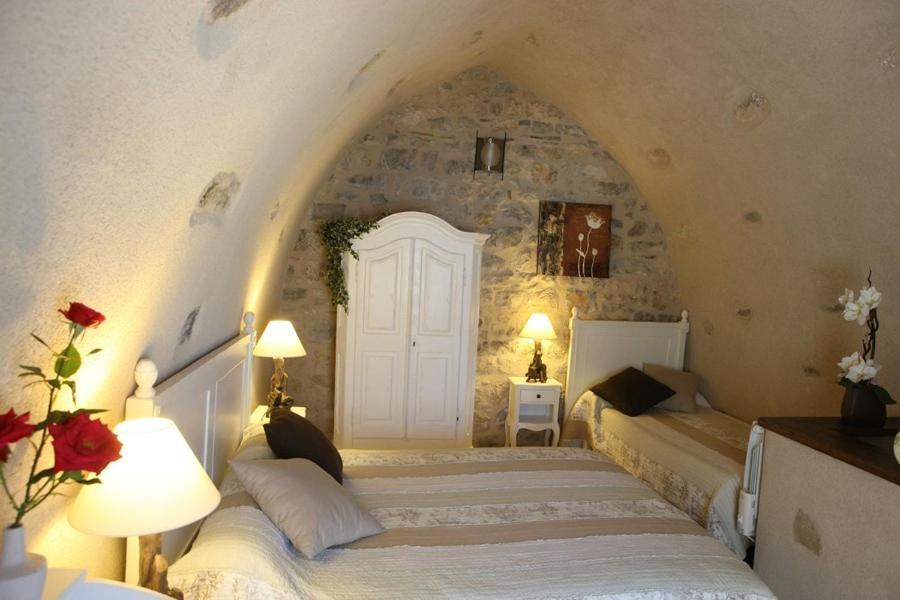 Les Falaises Mostuejouls Room photo
